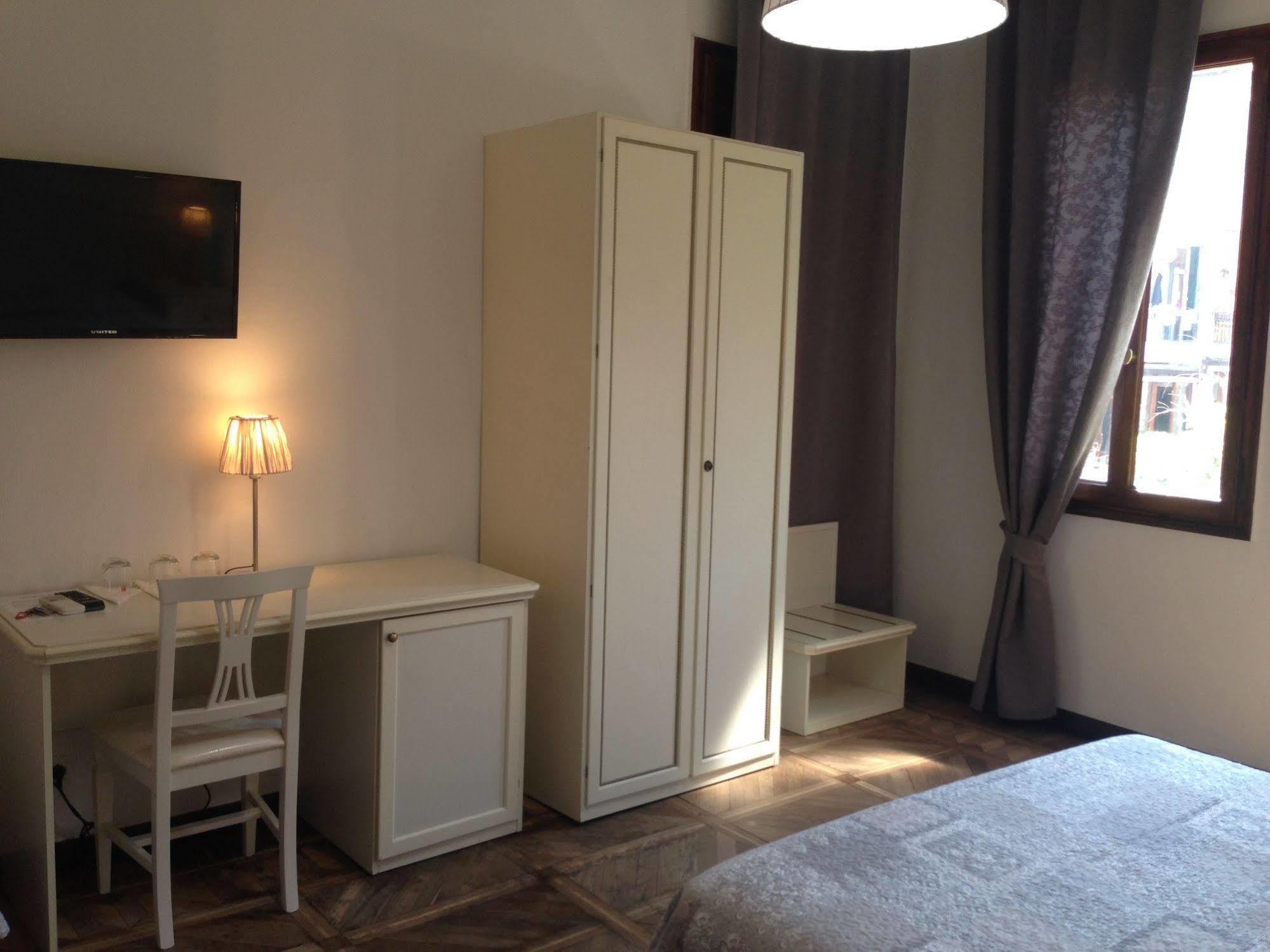 Guest House Loredana البندقية المظهر الخارجي الصورة